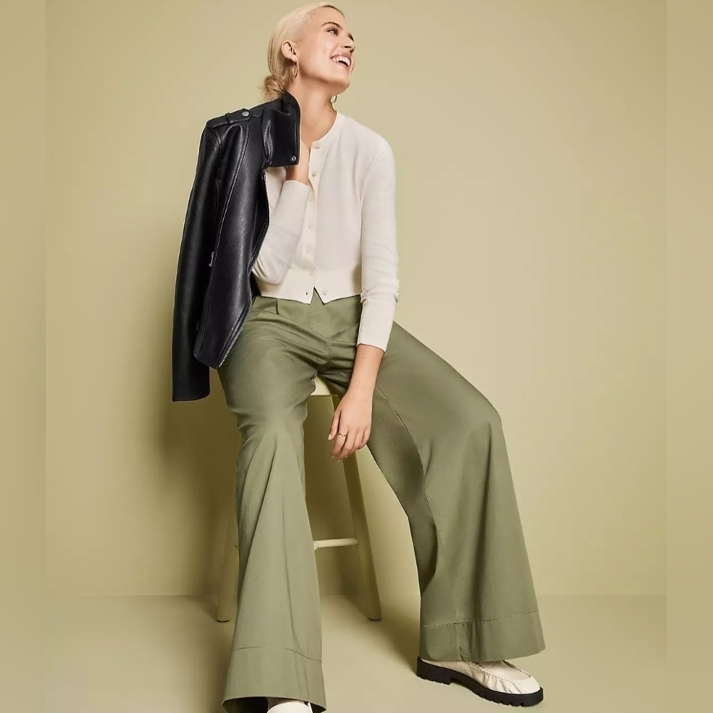 NWT | LOFT | Poplin Wide Leg Pants | Size: 6 | Military Green - Picture 3 of 9